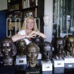 Sylvia Willink at home in Amsterdam.

[keywords]Posed, Half Length, Eyecontact, Smiling, Sculptures[/keywords]